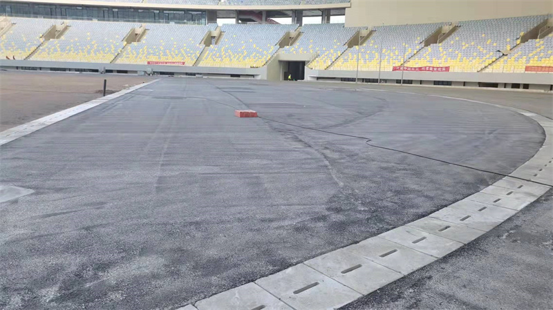 running track installation